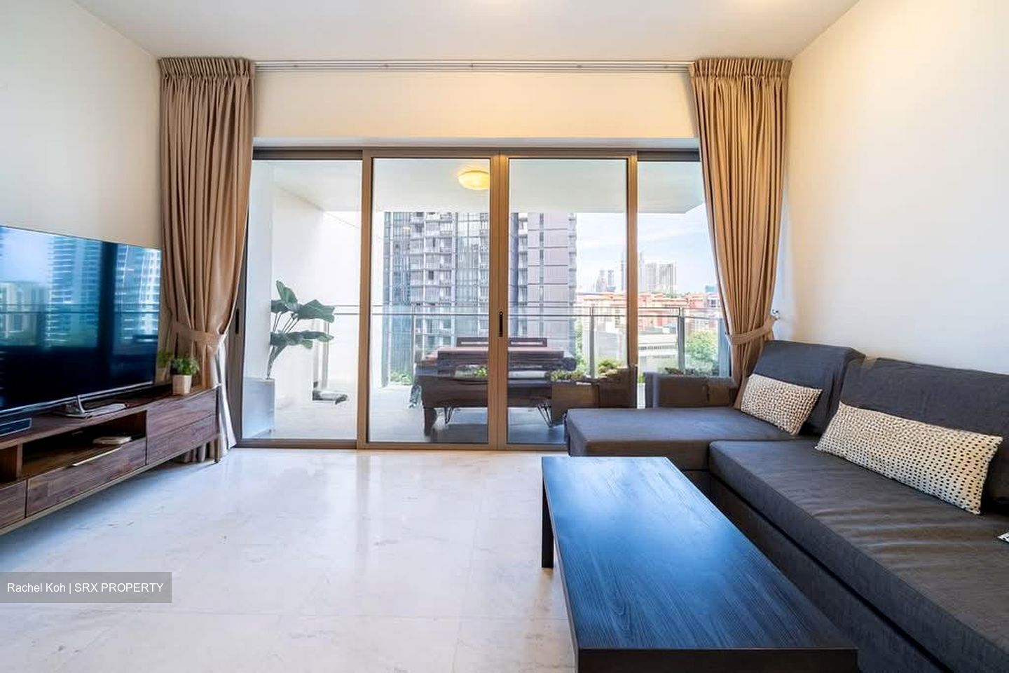 Starlight Suites (D9), Apartment #575957561